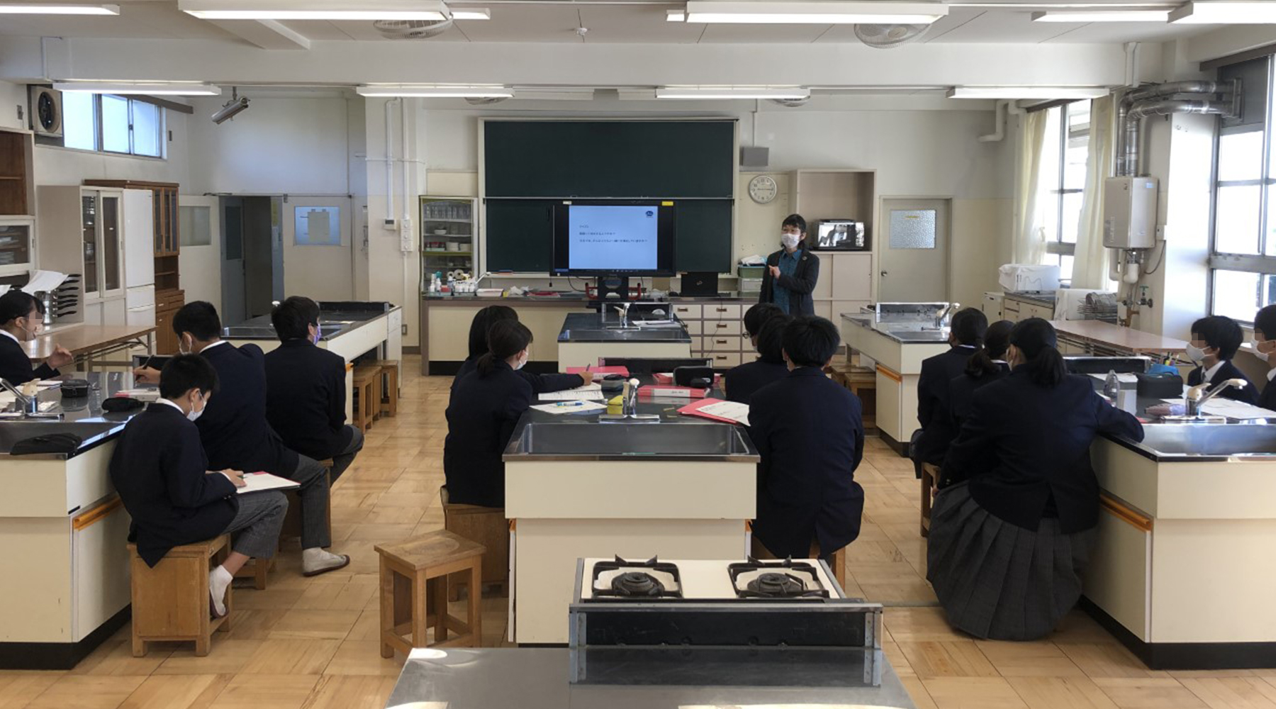 三鷹中学校_聞きたい職業の講演・藤田則子部長